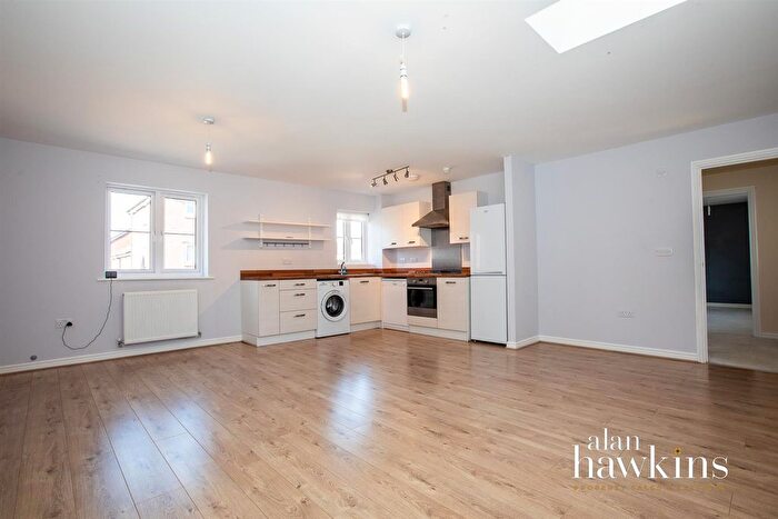 2 Bedroom Detached House For Sale In Buxton Way, Royal Wootton Bassett, Swindon, SN4