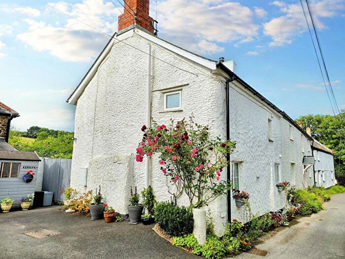 1 Bedroom End Of Terrace House For Sale In Stratton, Bude, EX23