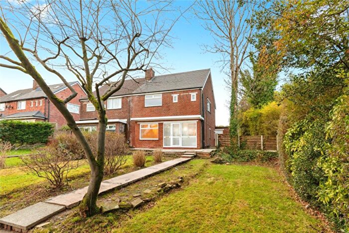 3 Bedroom Semi Detached House For Sale In Manchester Road, Bury, Greater Manchester, BL9