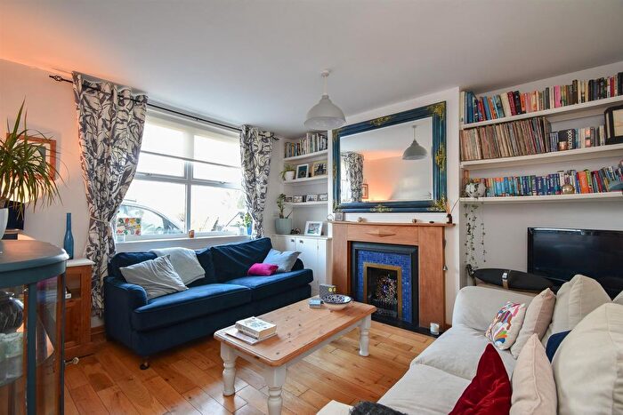 3 Bedroom Terraced House For Sale In St. Marys Terrace, Battle, TN33