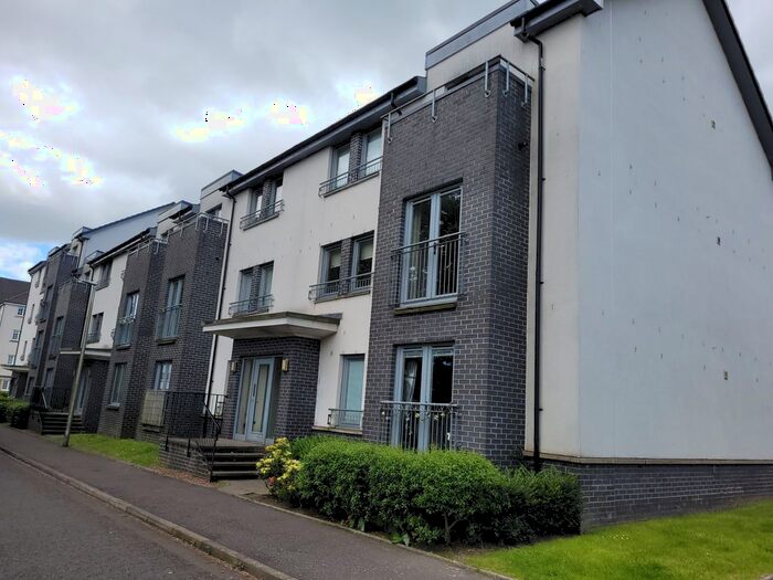 2 Bedroom Flat To Rent In Crookston Court, Larbert, FK5