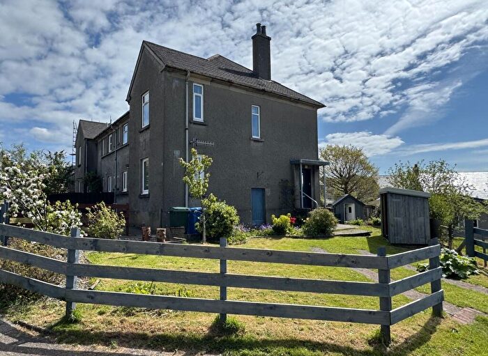 2 Bedroom Apartment For Sale In Manse Brae, Lochgilphead, PA31