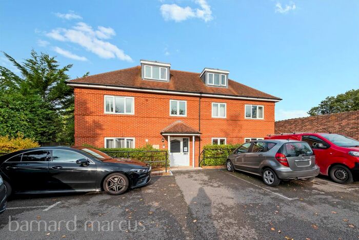 1 Bedroom Flat To Rent In Vernon Close, West Ewell, Epsom, KT19