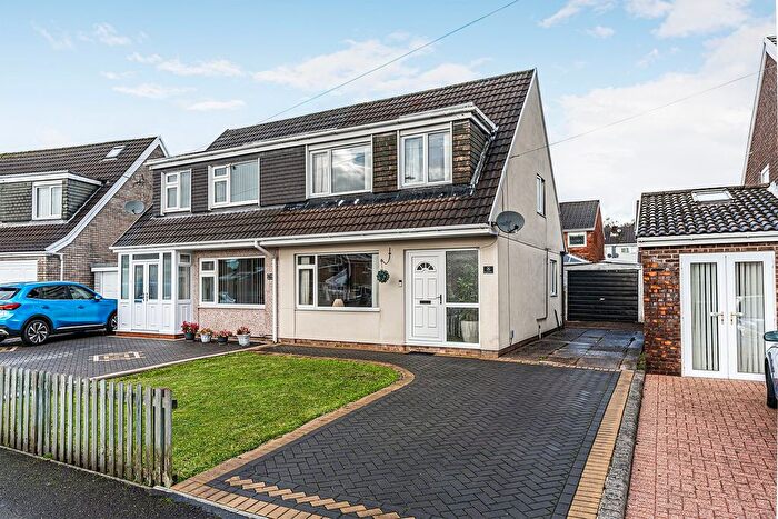 3 Bedroom Semi Detached House For Sale In Radnor Drive, Tonteg, Pontypridd, CF38