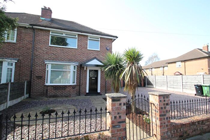 3 Bedroom Semi-Detached House To Rent In Washbrook Drive, Stretford, M32