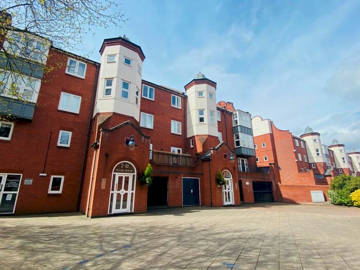 2 Bedroom Flat To Rent In Symphony Court, Birmingham, B16
