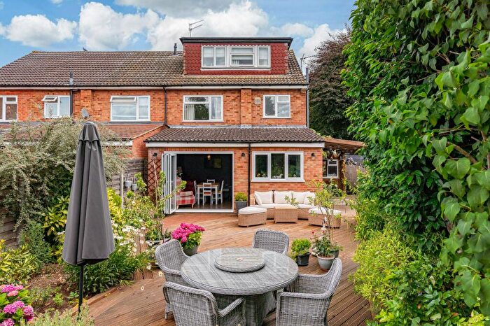 4 Bedroom Semi-Detached House For Sale In Cozens Road, Ware, SG12