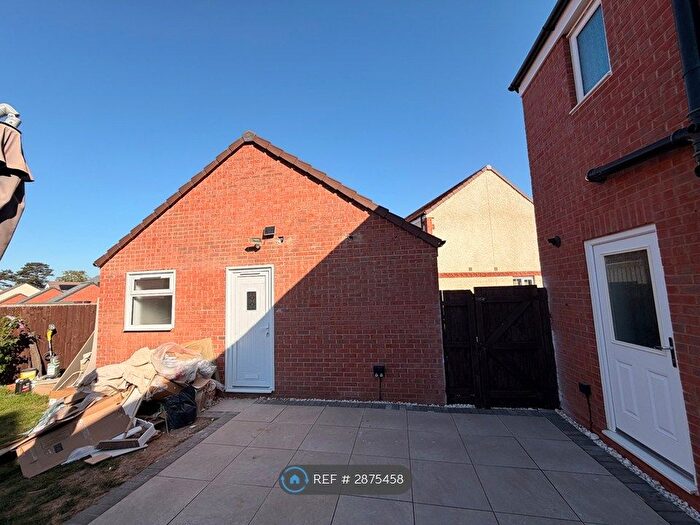 Studio To Rent In Campus Drive, Northampton, NN2