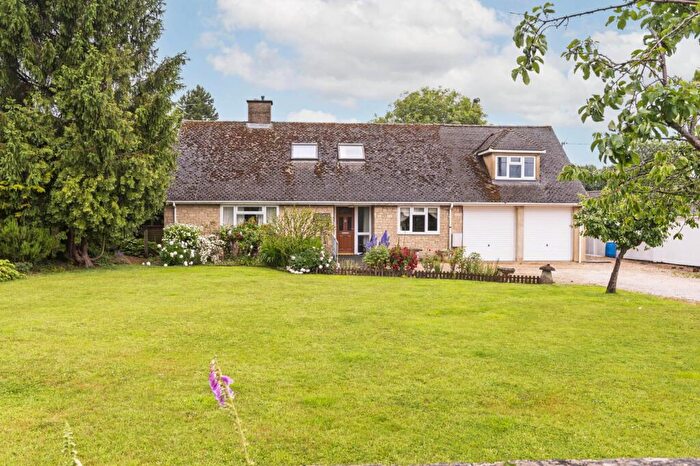 5 Bedroom Detached House For Sale In Wards Lane, Finstock, OX7