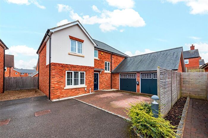 4 Bedroom Detached House For Sale In Brookfields, Stoke Hammond, Milton Keynes, Buckinghamshire, MK17