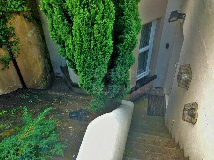 1 Bedroom Flat To Rent In Albany Terrace, Chatham, Kent ME4