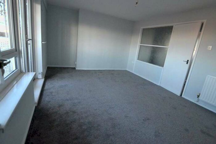 2 Bedroom Flat To Rent In Sebastopol Road Sebastopol Road, Edmonton, N9