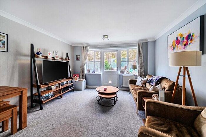 2 Bedroom Semi Detached House For Sale In Poperinghe Way, Reading, Berkshire, RG2