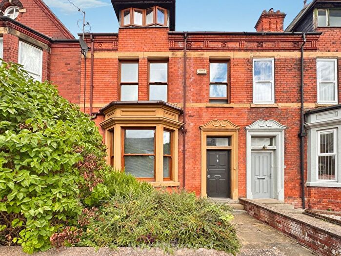 6 Bedroom Terraced House For Sale In Salisbury Avenue, Goole, Goole, DN14