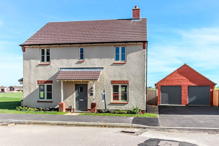 4 Bedroom Detached House For Sale In Gleanings Road, Irchester, NN29