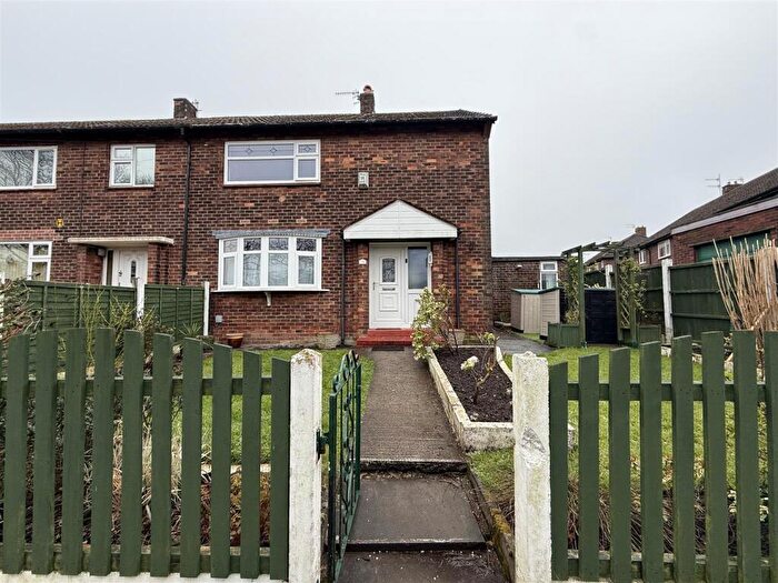 3 Bedroom Semi Detached House For Sale In Milton Avenue, Millbrook, Stalybridge, SK15