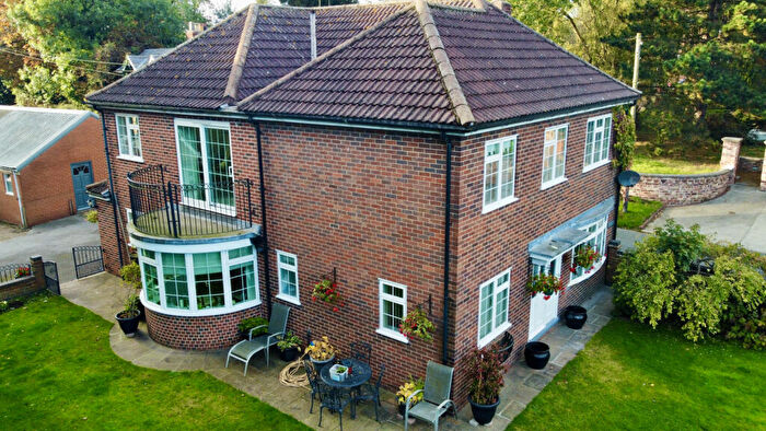 4 Bedroom Detached House For Sale In Vicarage Lane, Skirlaugh, HU11