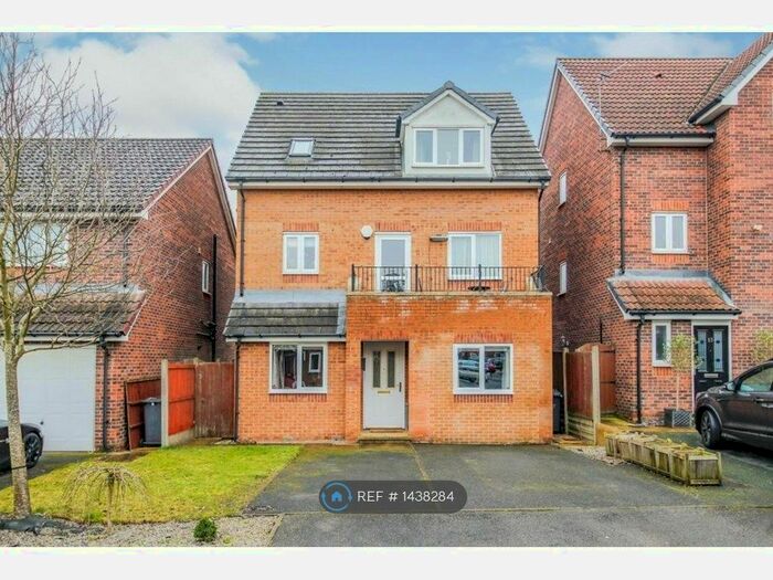 4 Bedroom Detached House To Rent In Haverhill Grove, Wombwell, Barnsley, S73