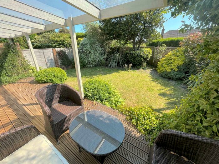 2 Bedroom Semi-Detached Bungalow For Sale In Thistleboon Drive, Mumbles, Swansea, SA3