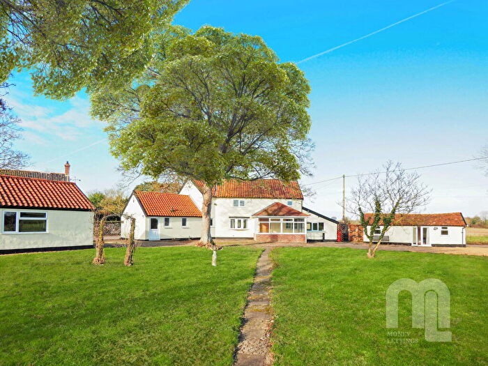 3 Bedroom Detached House For Sale In The Compasses, (a Unique Piece Of Wymondham’s Heritage) Burnthouse Lane, Silfield, Wymondham, NR18