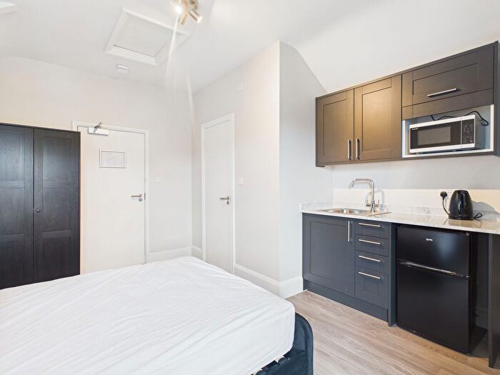 Property To Rent In Bristol Road, Gloucester, GL1