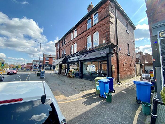 2 Bedroom Flat To Rent In School Lane, Heaton Chapel, Stockport, SK4