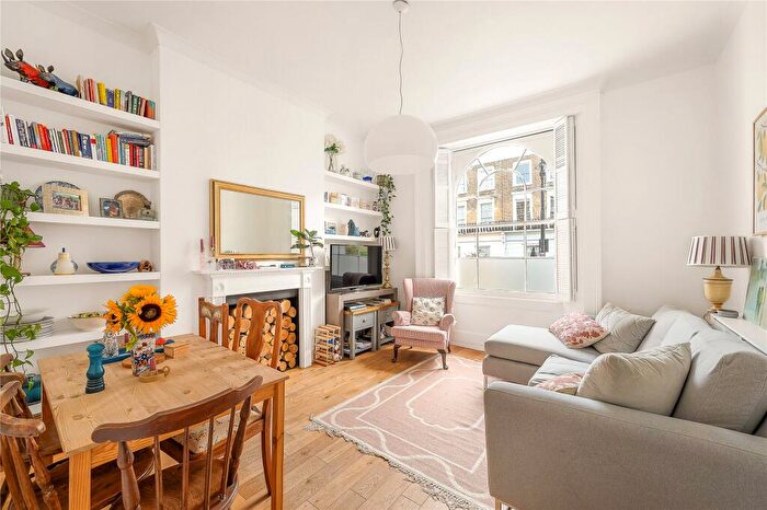 2 Bedroom Flat For Sale In Gloucester Avenue, London, NW1
