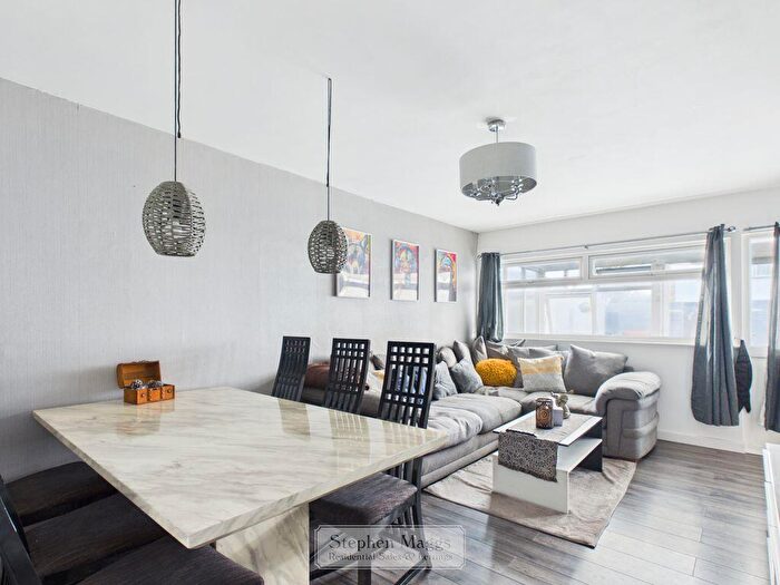 2 Bedroom Terraced House For Sale In Pomfrett Gardens, Stockwood, Bristol, BS14