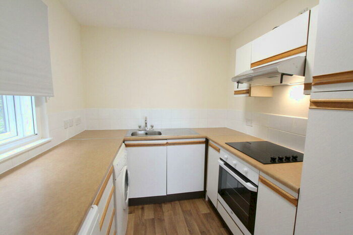 1 Bedroom Apartment To Rent In Cameron Court, Britannia Road, Banbury, Oxon, OX16