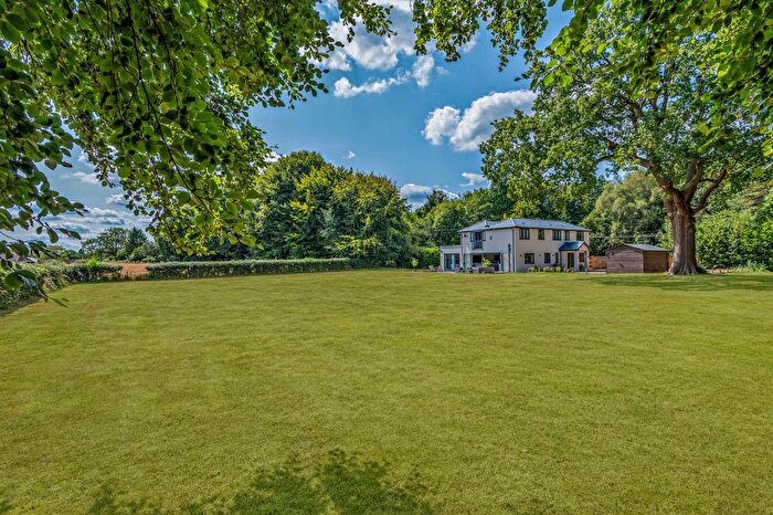 5 Bedroom Detached House For Sale In Goathurst Common, Ide Hill, Sevenoaks, Kent, TN14