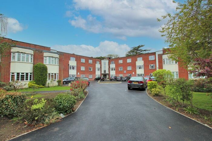 4 Bedroom Flat To Rent In Coley Avenue, Reading, RG1