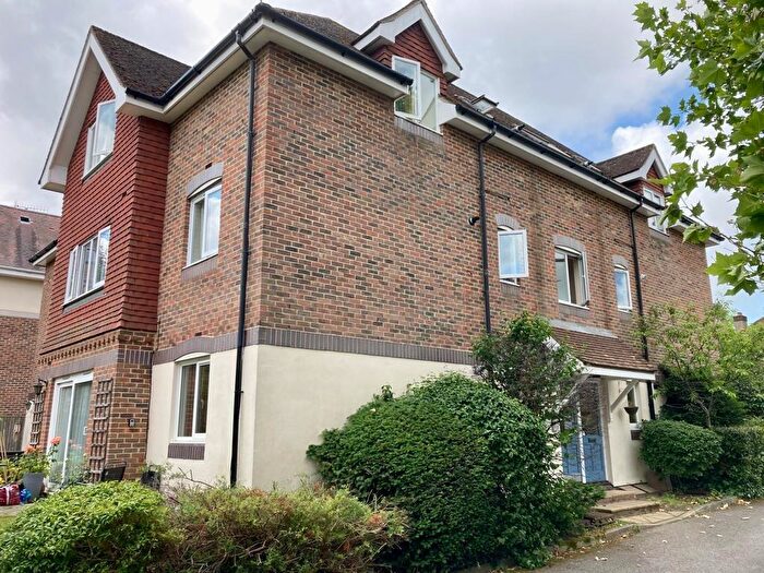 1 Bedroom Apartment To Rent In Ladbroke Road, Redhill, RH1