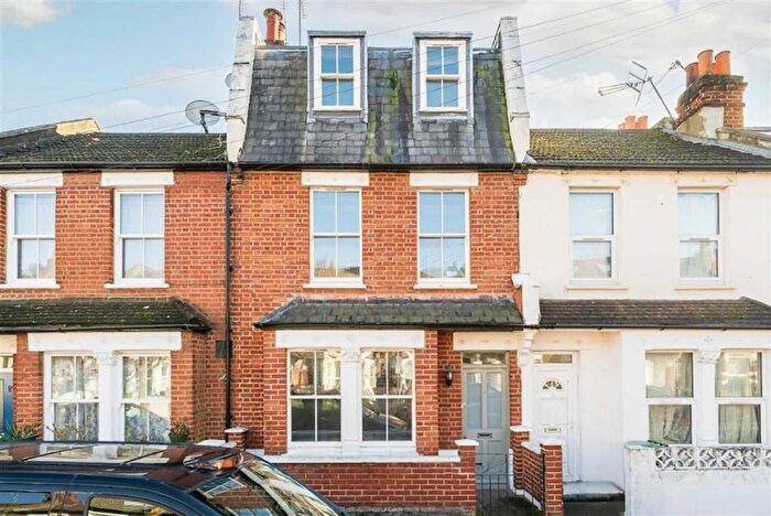 4 Bedroom Property For Sale In Claxton Grove, Hammersmith, W6