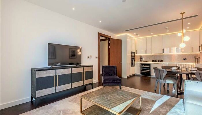 3 Bedroom Flat To Rent In Charles Clowes Walk, London, SW11