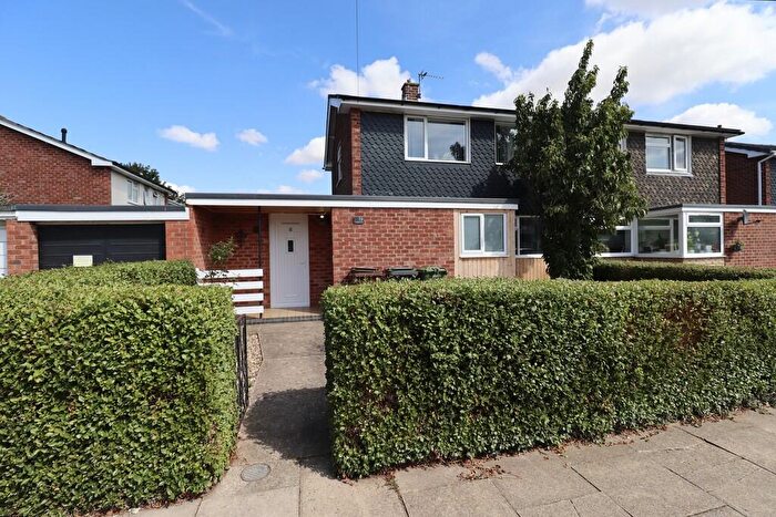 4 Bedroom Semi-Detached House For Sale In Breedon Drive, Lincoln, LN1