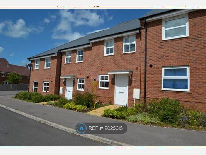 2 Bedroom Terraced House To Rent In Roving Close, Andover, SP11
