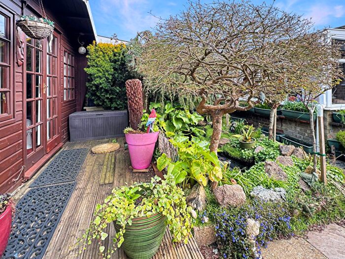 2 Bedroom Bungalow For Sale In Trelawny Way, Bembridge, PO35