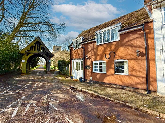 3 Bedroom Cottage For Sale In Church Street, Wing, LU7