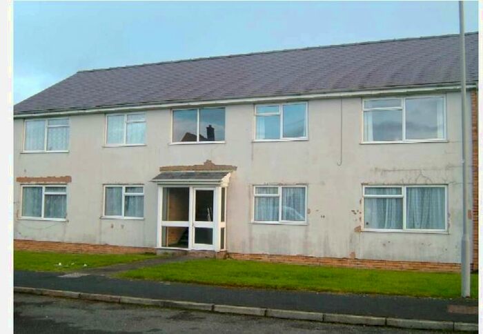 2 Bedroom Apartment To Rent In Maes Y Pandy, Llanuwchllyn, Bala, Gwynedd, LL23