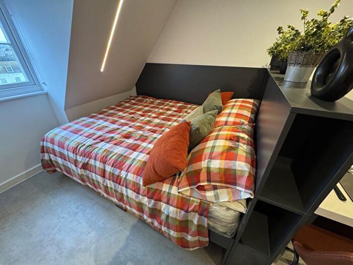 Studio To Rent In St Peters Street, Canterbury, CT1
