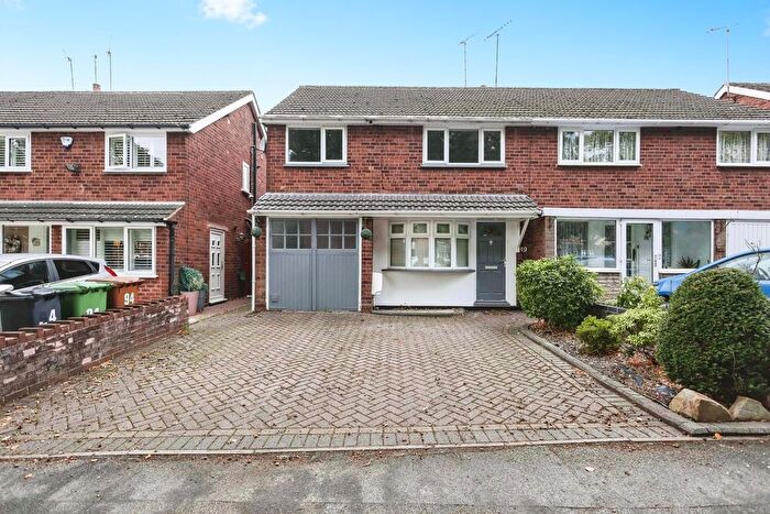 3 Bedroom Property To Rent In Beacon Road, Birmingham, B43