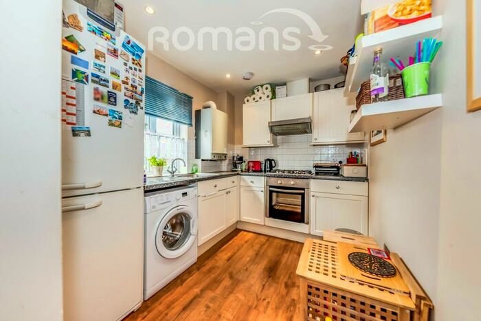 1 Bedroom Flat To Rent In Henry Court, GU12