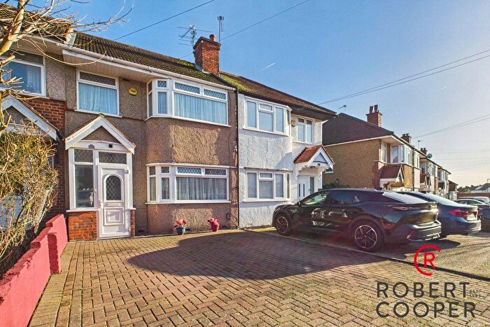 4 Bedroom Terraced House For Sale In Torbay Road, Harrow, HA2