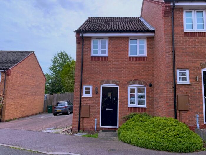 2 Bedroom End Of Terrace House To Rent In Swallow Crescent, Ravenshead, NG15