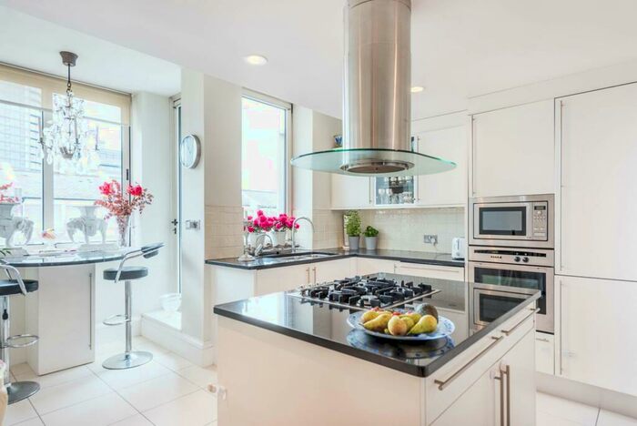 3 Bedroom Flat To Rent In Chelsea Harbour, Chelsea, London, SW10