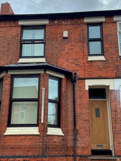 7 Bedroom Terraced House To Rent In Bute Avenue, Nottingham, NG7