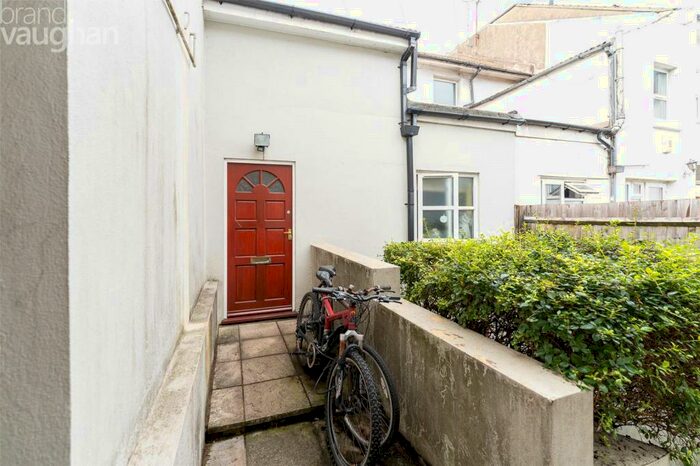 1 Bedroom Flat To Rent In Lewes Road, Brighton, East Sussex, BN2