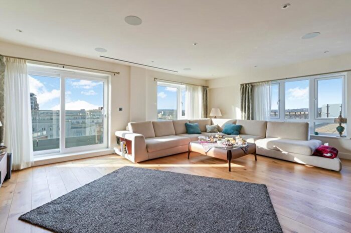 3 Bedroom Apartment For Sale In Goldhawk House, Beaufort Square, London, NW9