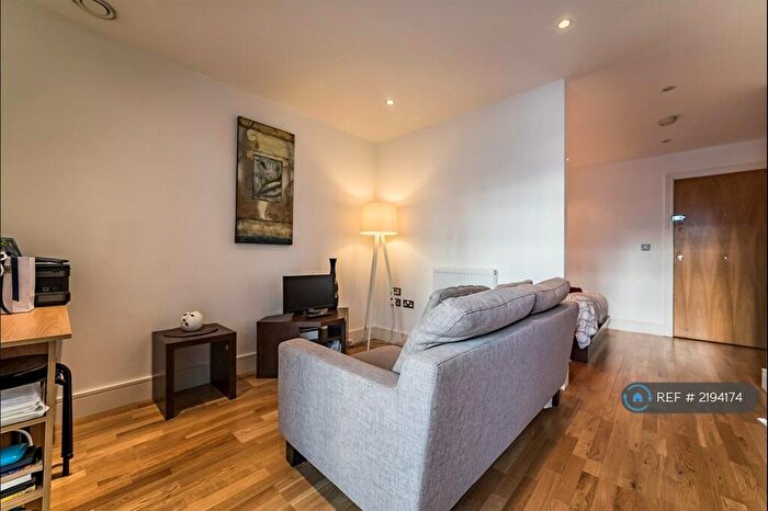 Studio To Rent In Indescon Square, London, E14