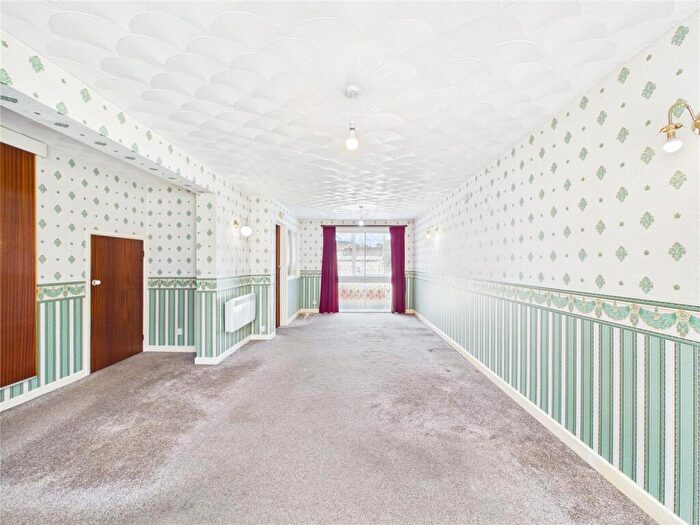 3 Bedroom Terraced House For Sale In Barton Green, Bristol, BS5